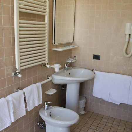 Cenni Hotell Savio di Ravenna