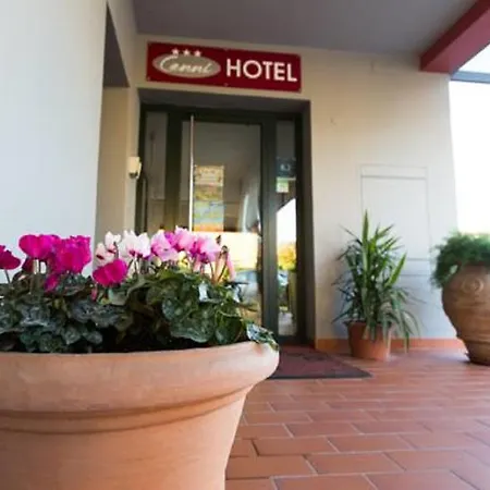 Cenni Hotel 3*