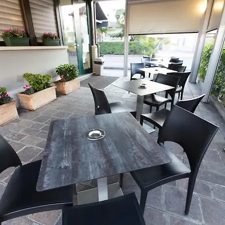 Cenni Hotel 3*