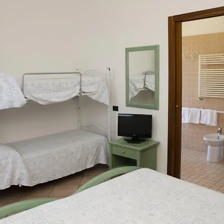 Cenni Hotel 3*
