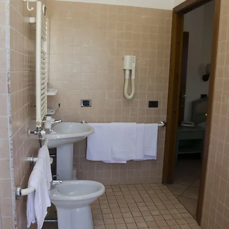 Cenni Hotel